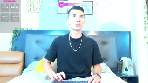 Jota Stivens online show from 11-19-25, 11:43