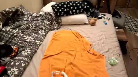 Snapshot of joujohn chatting on 01-17-26, 04:39 joujohn online show from 01-17-26, 04:39