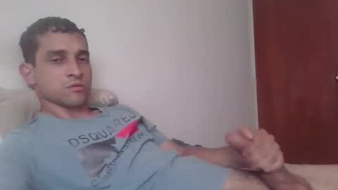 Snapshot of jovenvergonguapo09 chatting on 11-30-25, 09:30 Van Helsing online show from 11-30-25, 09:30