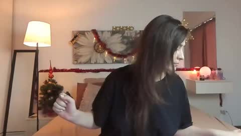 Snapshot of joycasidy chatting on 12-22-24, 01:33 CassidyJoy online show from 12-22-24, 01:33