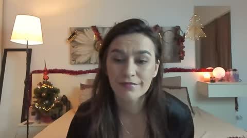 Snapshot of joycasidy chatting on 12-24-24, 05:13 CassidyJoy online show from 12-24-24, 05:13