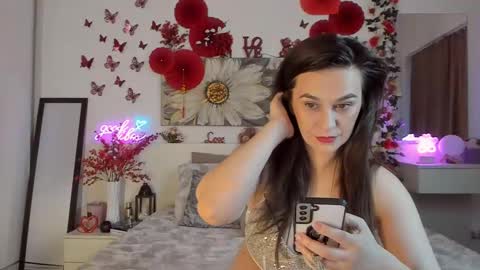 Snapshot of joycasidy chatting on 02-14-25, 03:36 CassidyJoy online show from 02-14-25, 03:36