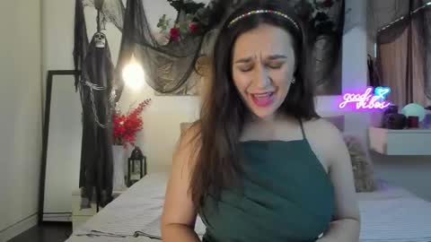 Snapshot of joycasidy chatting on 10-20-25, 11:54 CassidyJoy online show from 10-20-25, 11:54