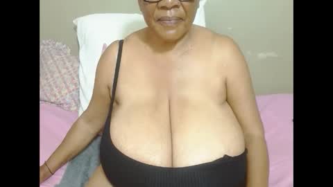 DairyQueen online show from 02-12-26, 03:40