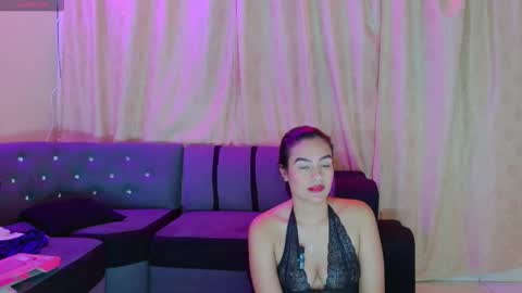 Snapshot of joyshe__vergara chatting on 02-03-26, 05:27 online show from 02-03-26, 05:27