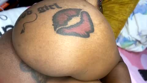 Butterflyass online show from 01-14-25, 03:11