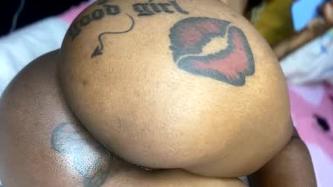 Butterflyass online show from 02-09-25, 01:33