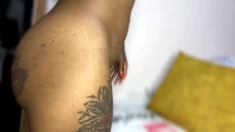 Butterflyass online show from 02-25-25, 03:09