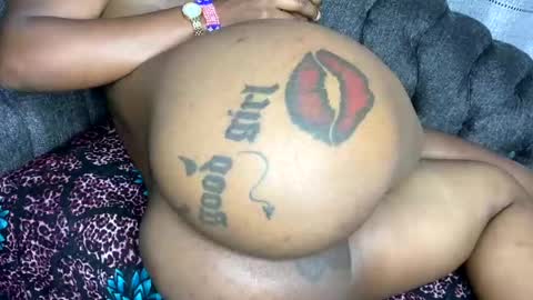 Butterflyass online show from 02-20-26, 03:03