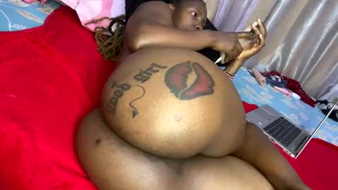 Butterflyass online show from 05-31-26, 02:20