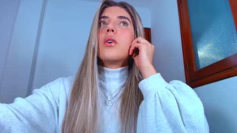 Snapshot of joywinks chatting on 02-15-26, 11:01 joywinks online show from 02-15-26, 11:01