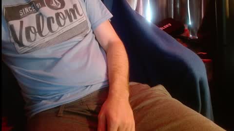 Snapshot of jp309 chatting on 02-08-25, 01:33 JP online show from 02-08-25, 01:33