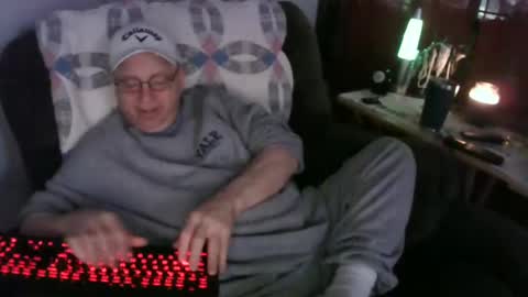 Snapshot of jpmel99 chatting on 02-09-25, 11:25 jpmel99 online show from 02-09-25, 11:25