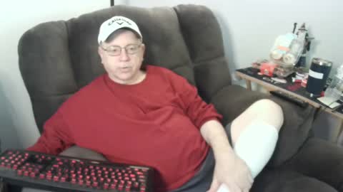 Snapshot of jpmel99 chatting on 10-04-25, 09:02 jpmel99 online show from 10-04-25, 09:02