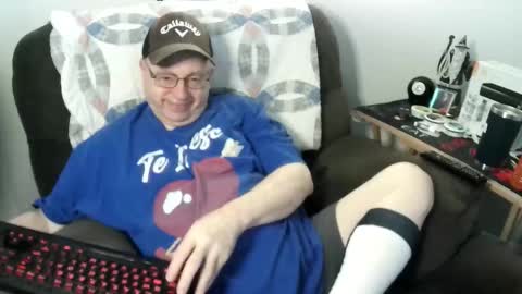 Snapshot of jpmel99 chatting on 01-18-26, 08:34 jpmel99 online show from 01-18-26, 08:34