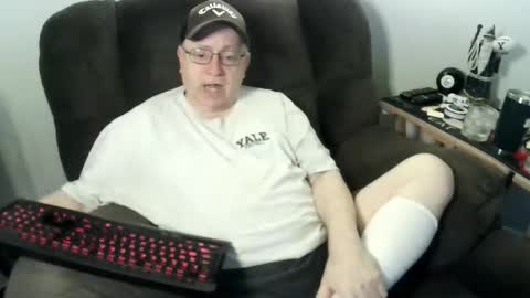 Snapshot of jpmel99 chatting on 02-08-26, 12:36 jpmel99 online show from 02-08-26, 12:36