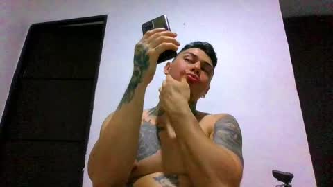 Snapshot of jq401055 chatting on 12-02-24, 01:03 Jaxxx67 online show from 12-02-24, 01:03