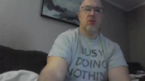 Snapshot of jr1871 chatting on 01-12-26, 02:39 jr1871 online show from 01-12-26, 02:39