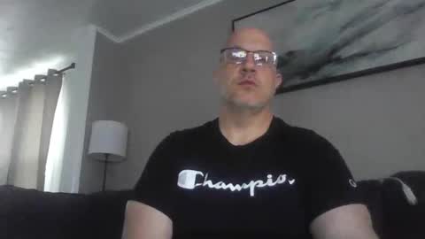 Snapshot of jr1871 chatting on 05-06-26, 12:32 jr1871 online show from 05-06-26, 12:32