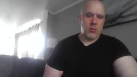Snapshot of jr1871 chatting on 05-11-26, 02:12 jr1871 online show from 05-11-26, 02:12