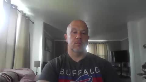 Snapshot of jr1871 chatting on 05-21-26, 12:34 jr1871 online show from 05-21-26, 12:34