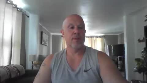 Snapshot of jr1871 chatting on 06-04-26, 05:52 jr1871 online show from 06-04-26, 05:52