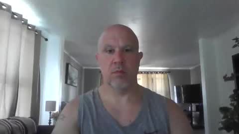 Snapshot of jr1871 chatting on 06-05-26, 03:07 jr1871 online show from 06-05-26, 03:07