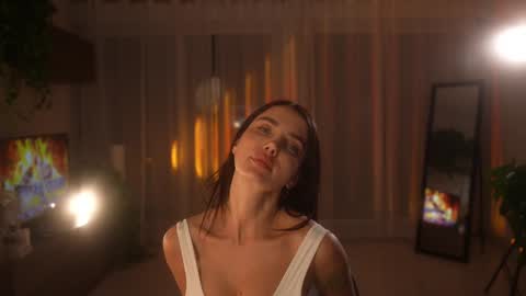 Snapshot of jseductiveart chatting on 01-12-26, 08:14 Jennifer Diaz online show from 01-12-26, 08:14