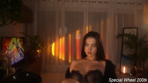 Snapshot of jseductiveart chatting on 02-10-26, 08:35 Jennifer Diaz online show from 02-10-26, 08:35