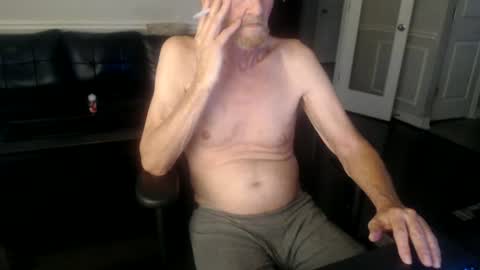 jtull52 online show from 06-15-26, 05:59