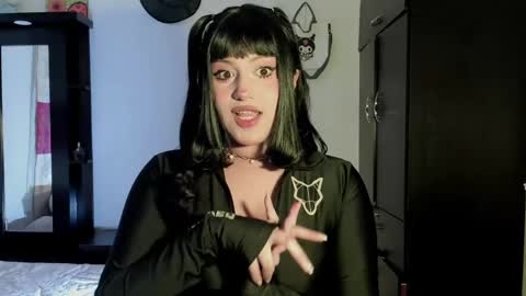 Snapshot of ju_kyung chatting on 12-29-24, 04:05 Ju Kyung online show from 12-29-24, 04:05