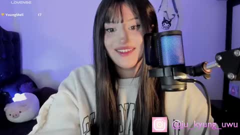 Snapshot of ju_kyung chatting on 02-26-25, 09:10 Ju Kyung online show from 02-26-25, 09:10