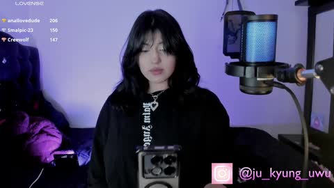 Snapshot of ju_kyung chatting on 02-28-25, 11:25 Ju Kyung online show from 02-28-25, 11:25