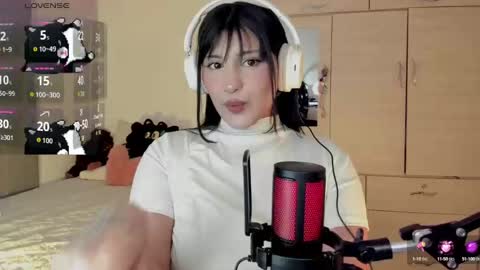 Snapshot of ju_kyung chatting on 10-11-25, 11:47 Ju Kyung online show from 10-11-25, 11:47