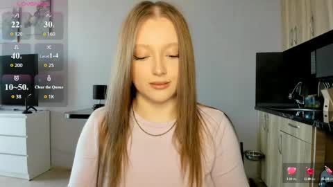 Snapshot of ju_lii chatting on 06-06-26, 10:20 Julia and Julia online show from 06-06-26, 10:20