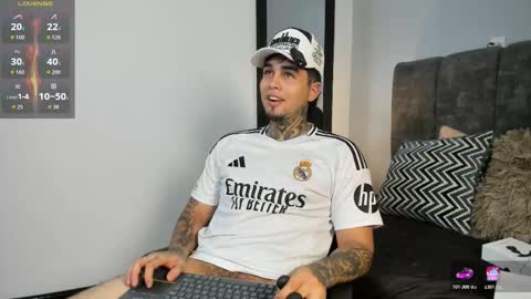 juan_alvarez18 online show from 01-19-26, 02:04