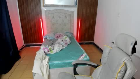 juan_and_luke online show from 02-22-26, 12:47