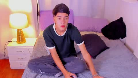 Snapshot of juan_one1 chatting on 04-01-26, 08:48 juan_one1 online show from 04-01-26, 08:48