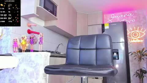 Snapshot of juana18quintero chatting on 02-09-25, 06:11 JUANA VALENTINA QUINTERO independent model ONLY FANS --- Juanaquintero online show from 02-09-25, 06:11