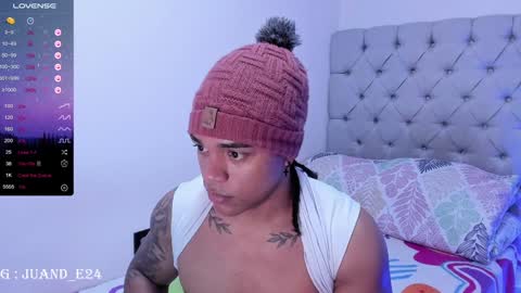 Snapshot of juande_24 chatting on 12-16-24, 05:17 independent model online show from 12-16-24, 05:17