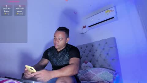 Snapshot of juande_24 chatting on 09-27-25, 03:44 independent model online show from 09-27-25, 03:44