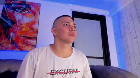 Snapshot of juandiamonds chatting on 02-07-25, 12:39 Juan David online show from 02-07-25, 12:39