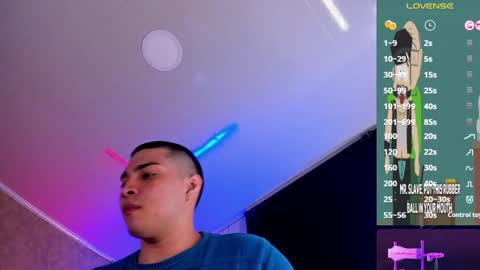 Snapshot of juandiamonds chatting on 03-06-25, 05:54 Juan David online show from 03-06-25, 05:54