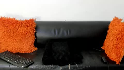 Juan Diego Uribe online show from 03-11-25, 07:15