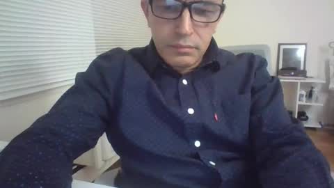 Snapshot of juanearth1 chatting on 01-13-26, 10:37 juanearth1 online show from 01-13-26, 10:37