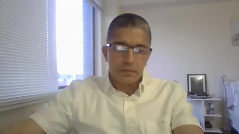 Snapshot of juanearth1 chatting on 02-16-26, 10:28 juanearth1 online show from 02-16-26, 10:28