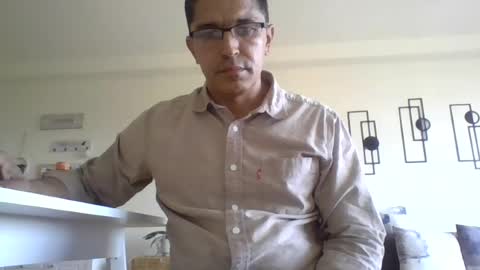 Snapshot of juanearth1 chatting on 06-12-26, 09:57 juanearth1 online show from 06-12-26, 09:57