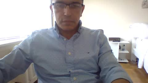 Snapshot of juanearth1 chatting on 07-22-26, 10:23 juanearth1 online show from 07-22-26, 10:23