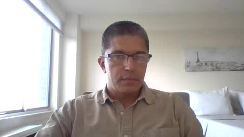 Snapshot of juanearth1 chatting on 07-31-26, 10:20 juanearth1 online show from 07-31-26, 10:20