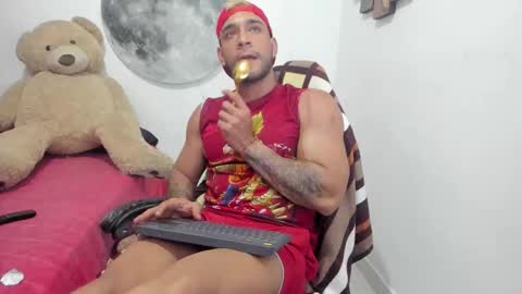 Juanes online show from 02-23-26, 01:03